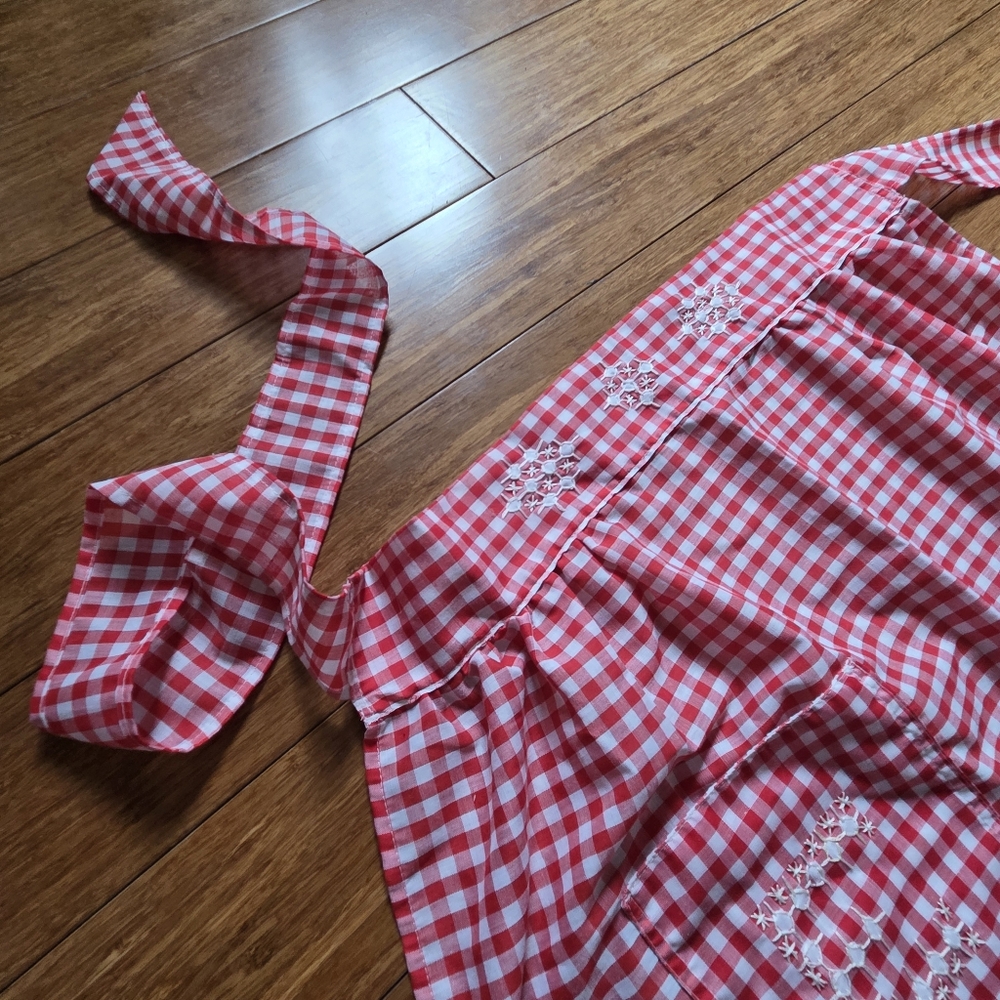 Vintage Red Gingham Half Apron Embroidered “E” Pocket Cottagecore Farmhouse Tie